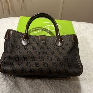 🌵great Dooney and Burke bag